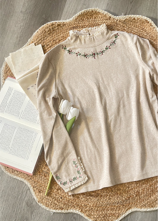 Pit a Pat Women’s Floral Embroidered Mock Neck Top