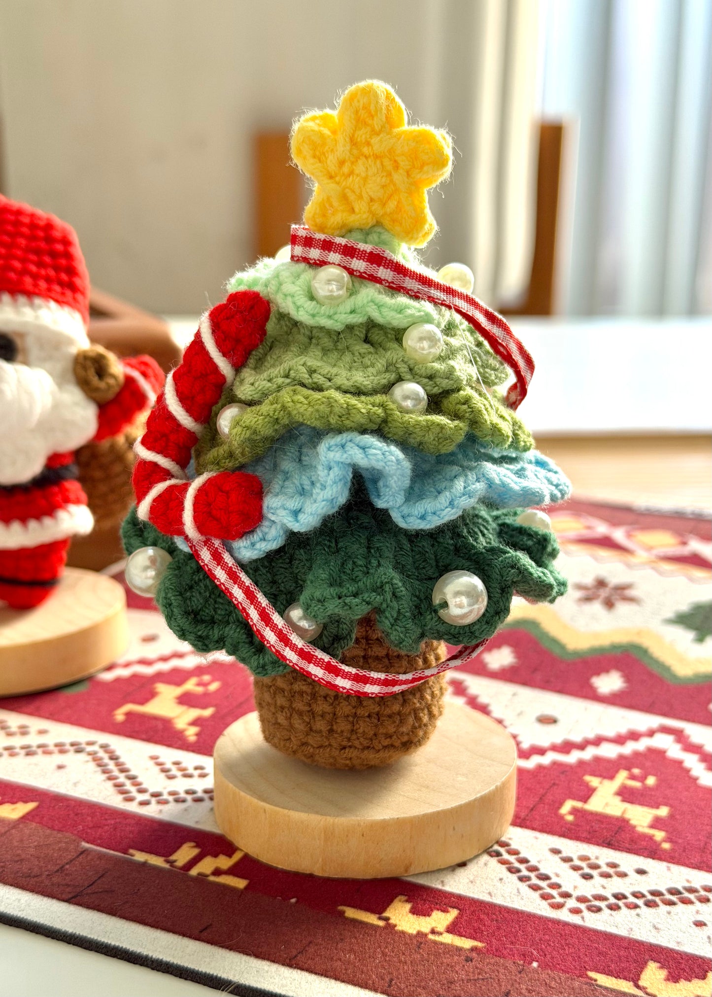 Crochet Santa & Christmas Tree