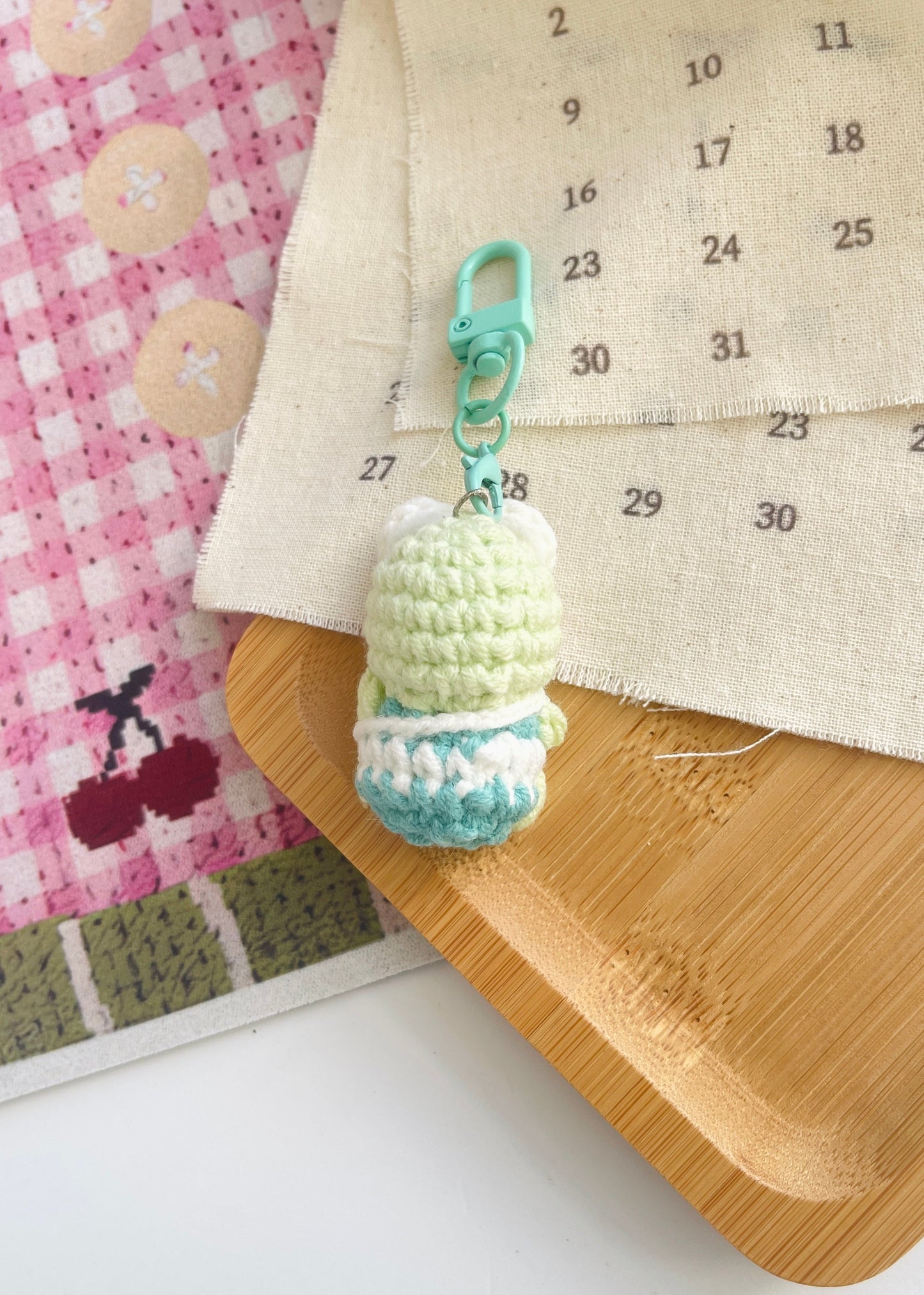 Pit a Pat Crochet Mini Kerokerokeroppi Gummy Keychain