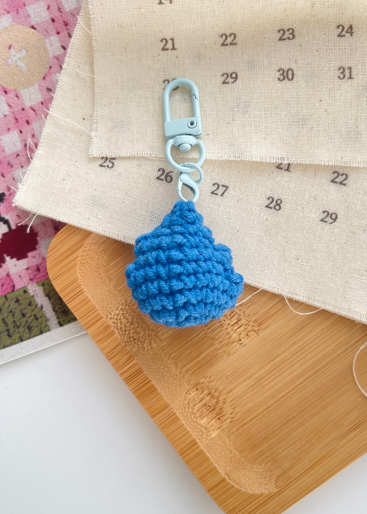 Pit a Pat Crochet Mini Blue Calcifer Gummy Keychain (Howl's Heart)