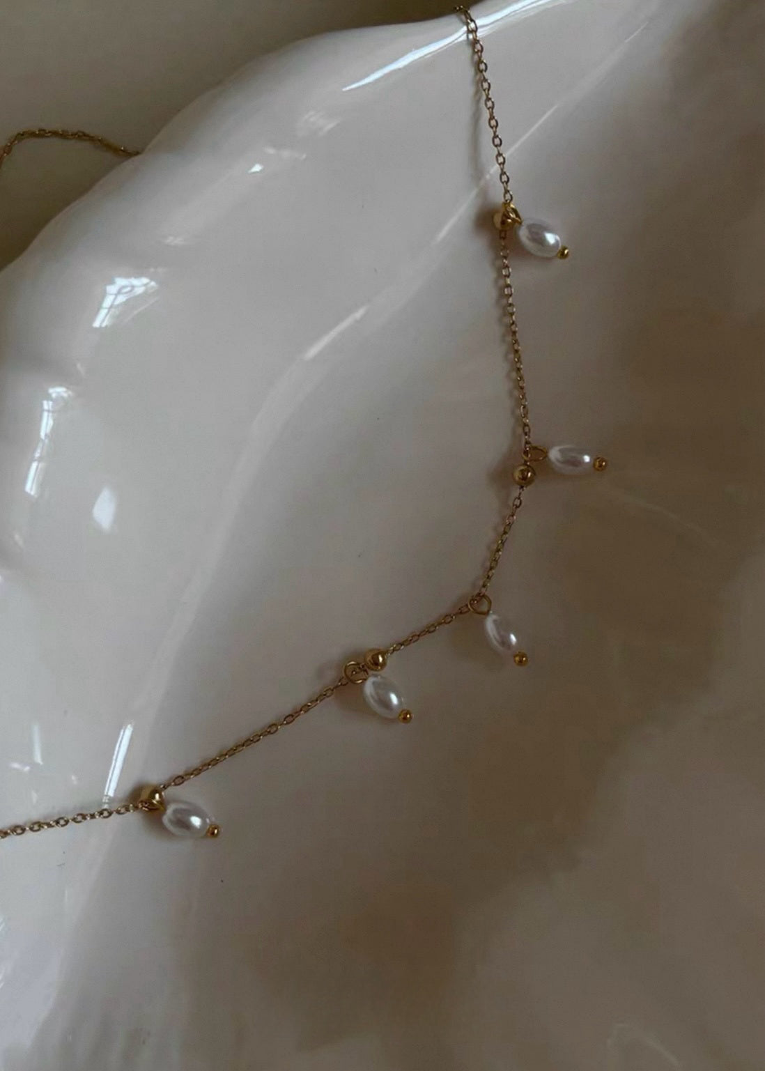 Pearl Drop & Heart Pendant Layered Necklace Set