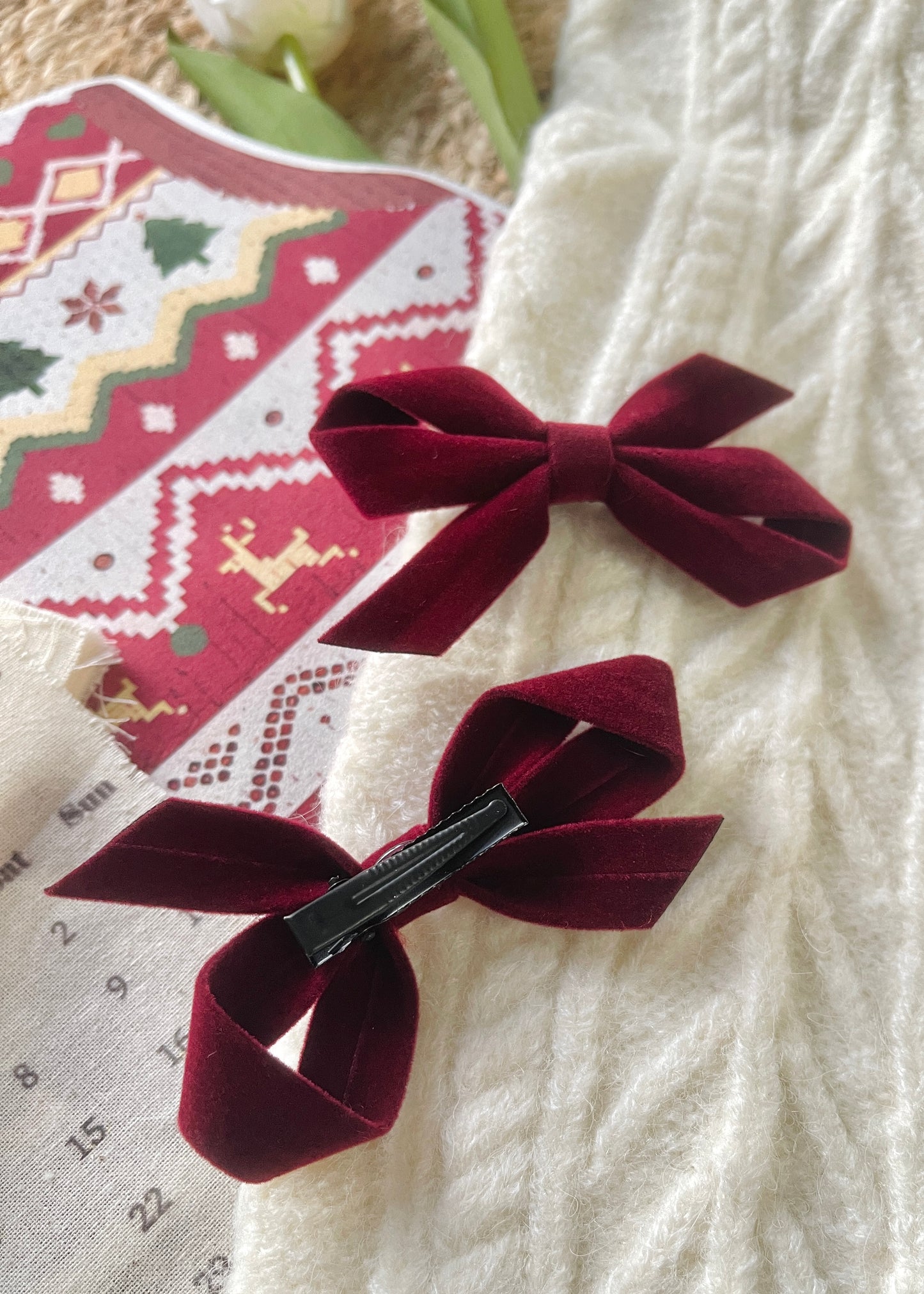 Dark Red Velvet Bow Hair Clips – Elegant Holiday Hair Accessories