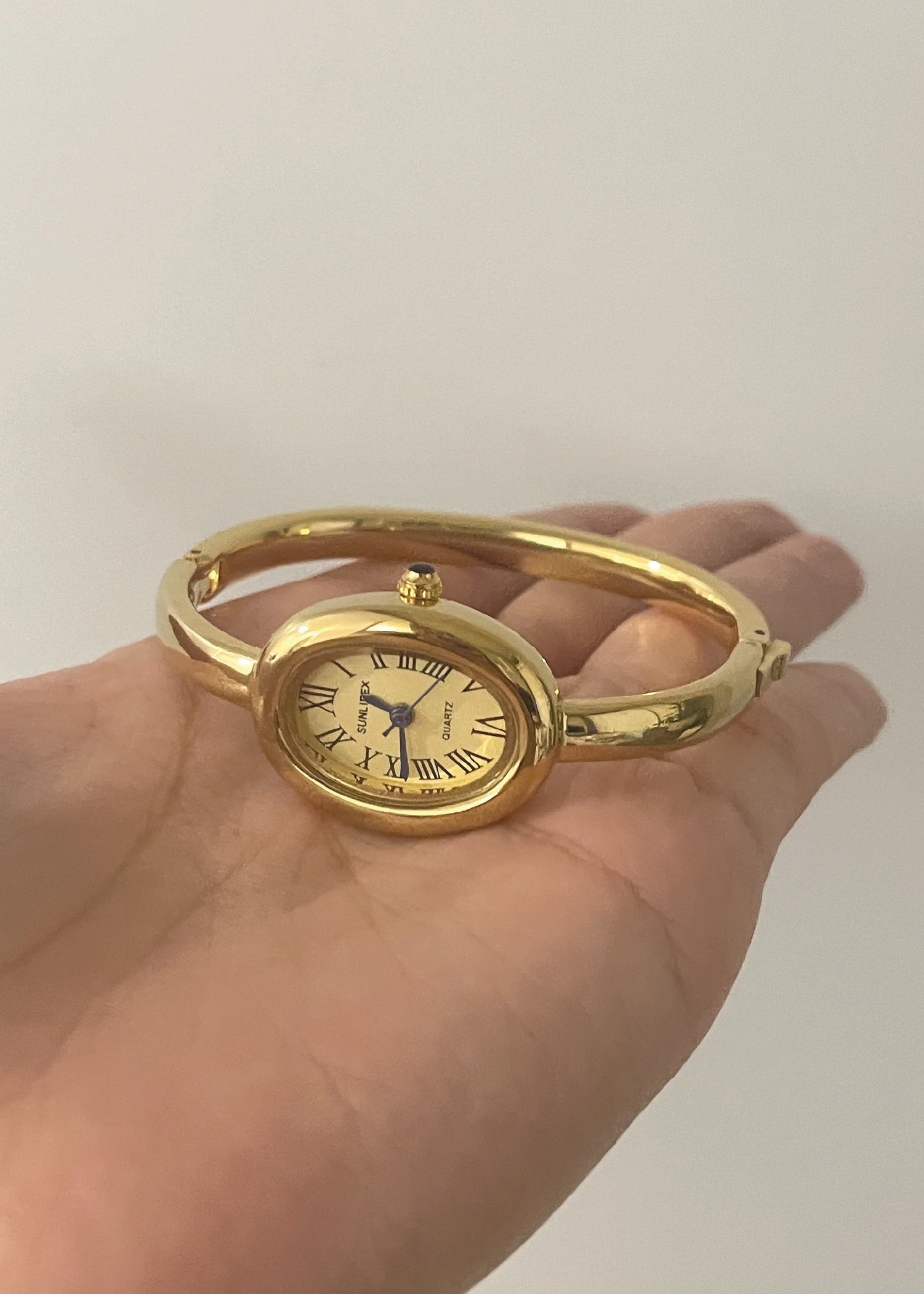 Pit a Pat 80s Gold-Tone Oval Watch