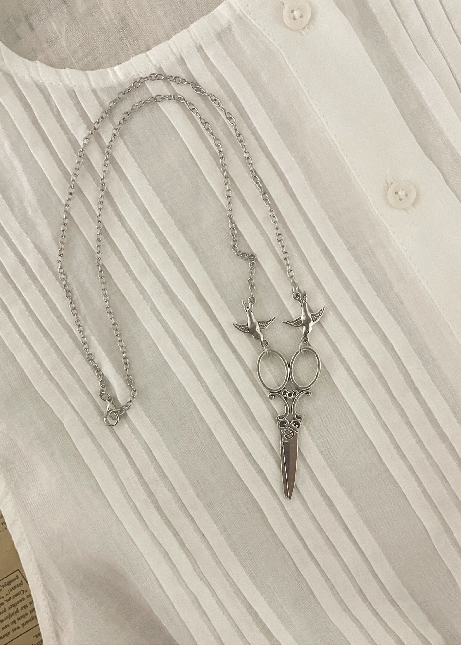 Pit a Pat Sliver Scissor Pendant Necklace