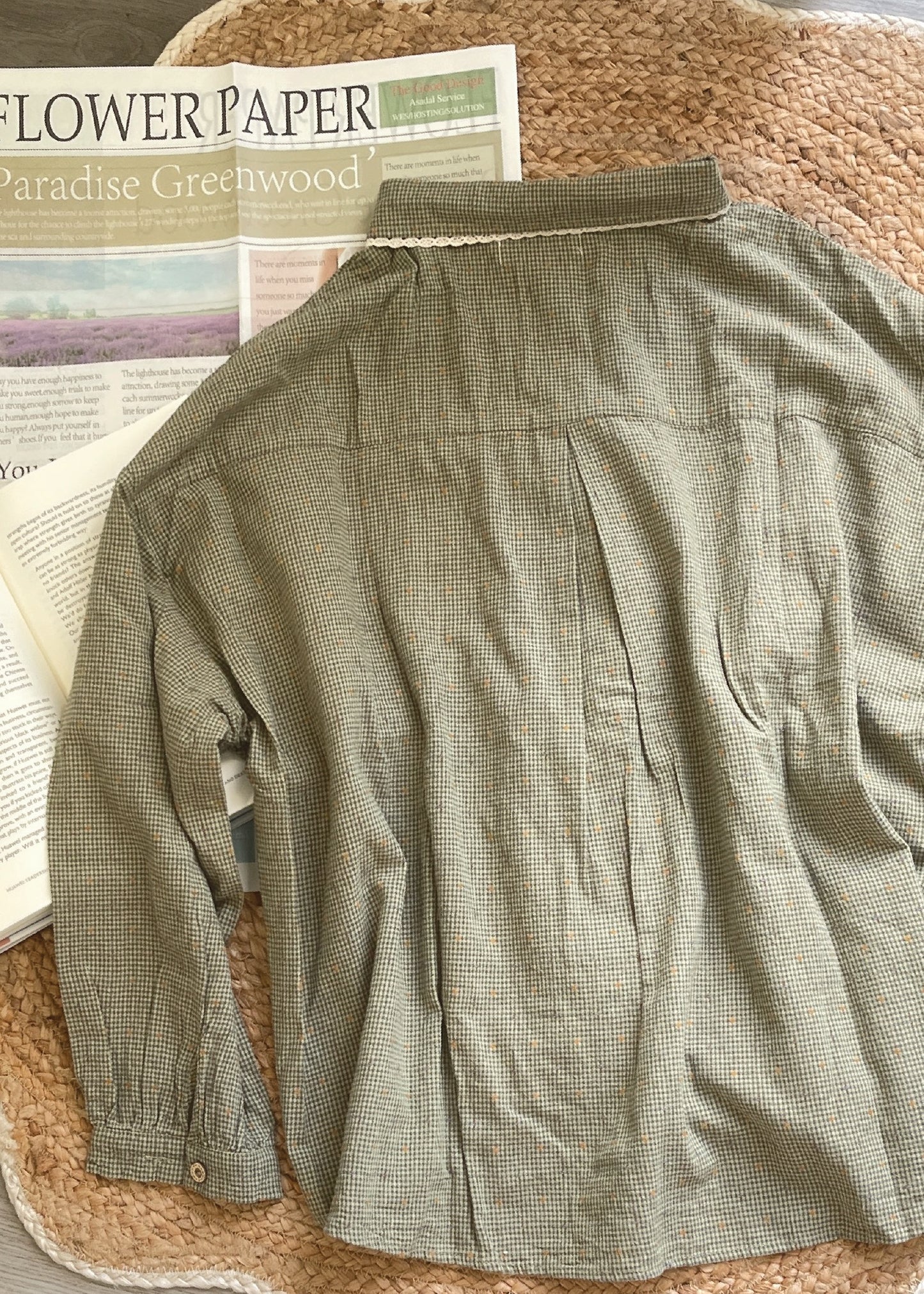 Pit a Pat Women’s Green Plaid Lace-Trim Button-Up Shirt