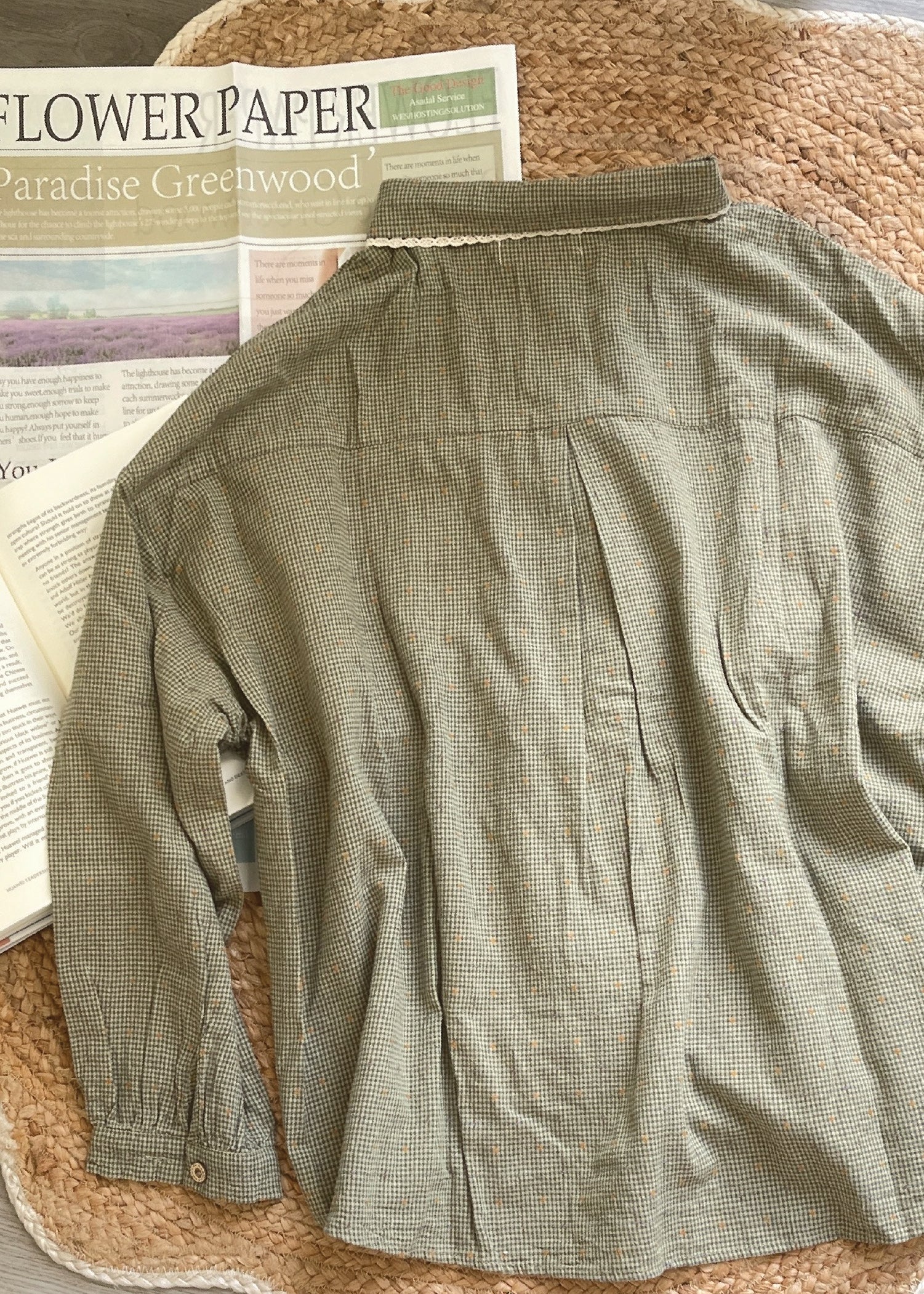 Pit a Pat Women’s Green Plaid Lace-Trim Button-Up Shirt