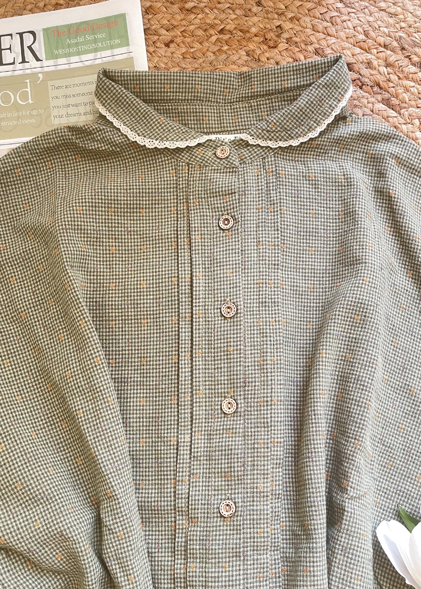 Pit a Pat Women’s Green Plaid Lace-Trim Button-Up Shirt