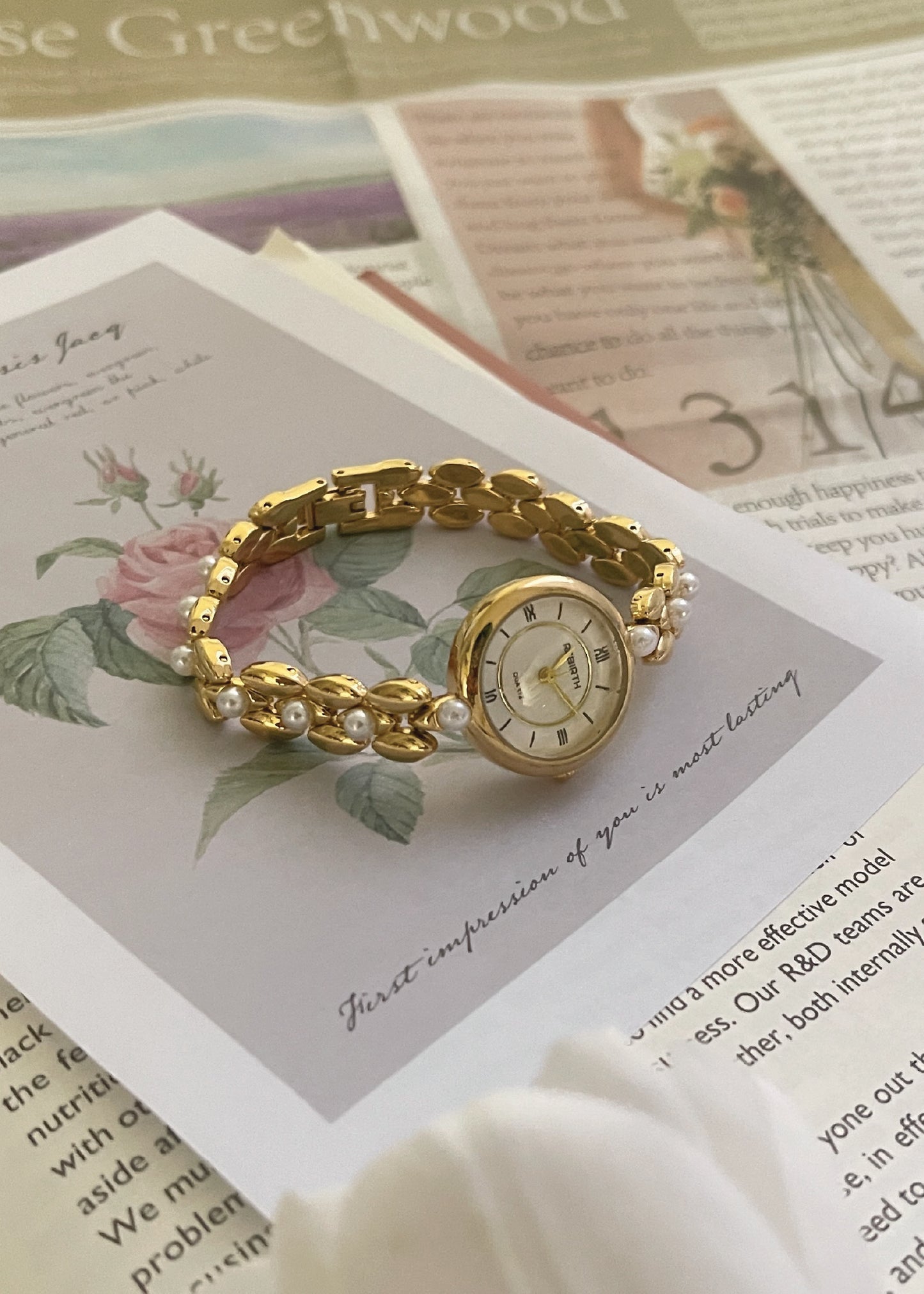 Pit a Pat Gold Pearl Bracelet Watch