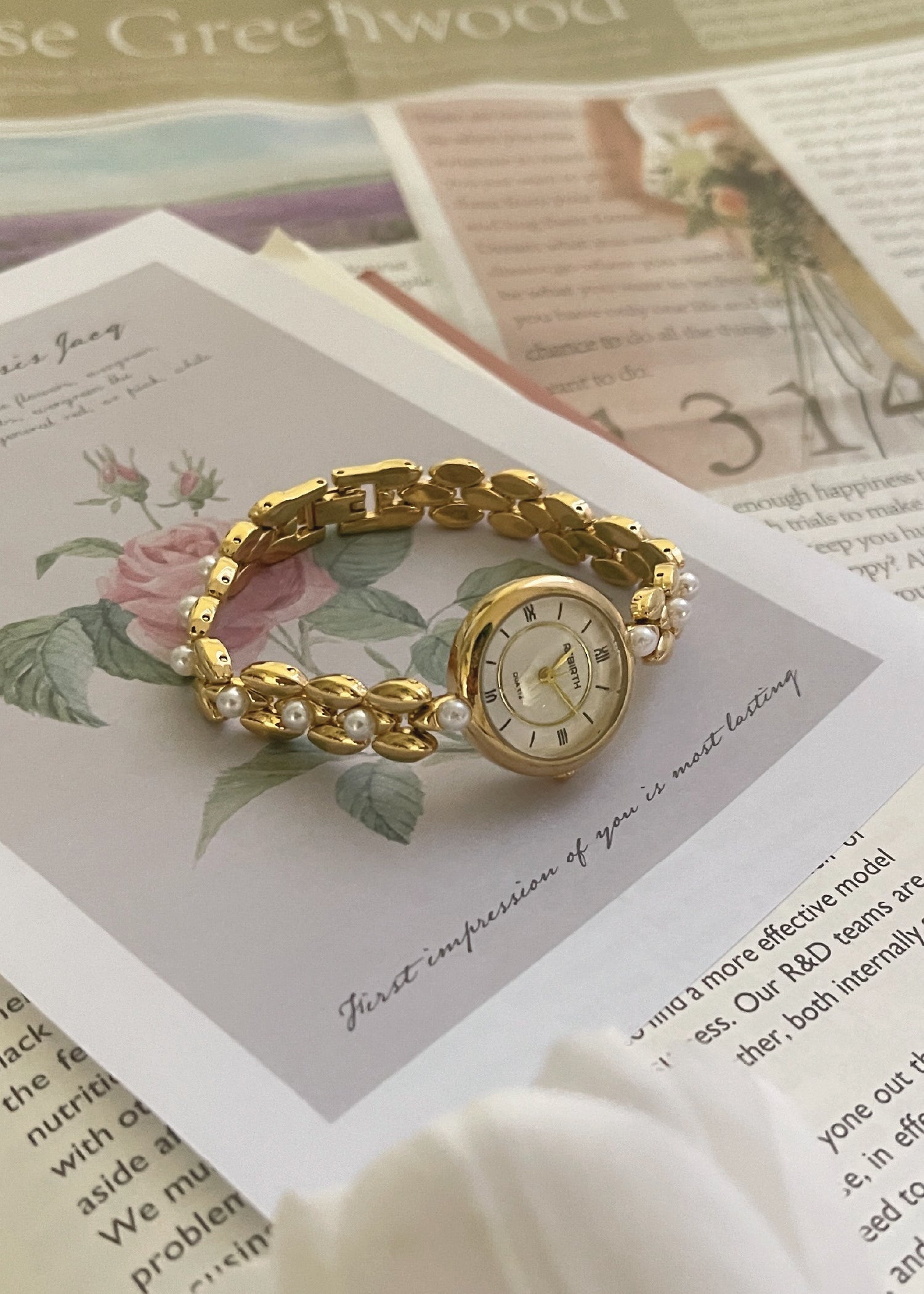 Pit a Pat Gold Pearl Bracelet Watch