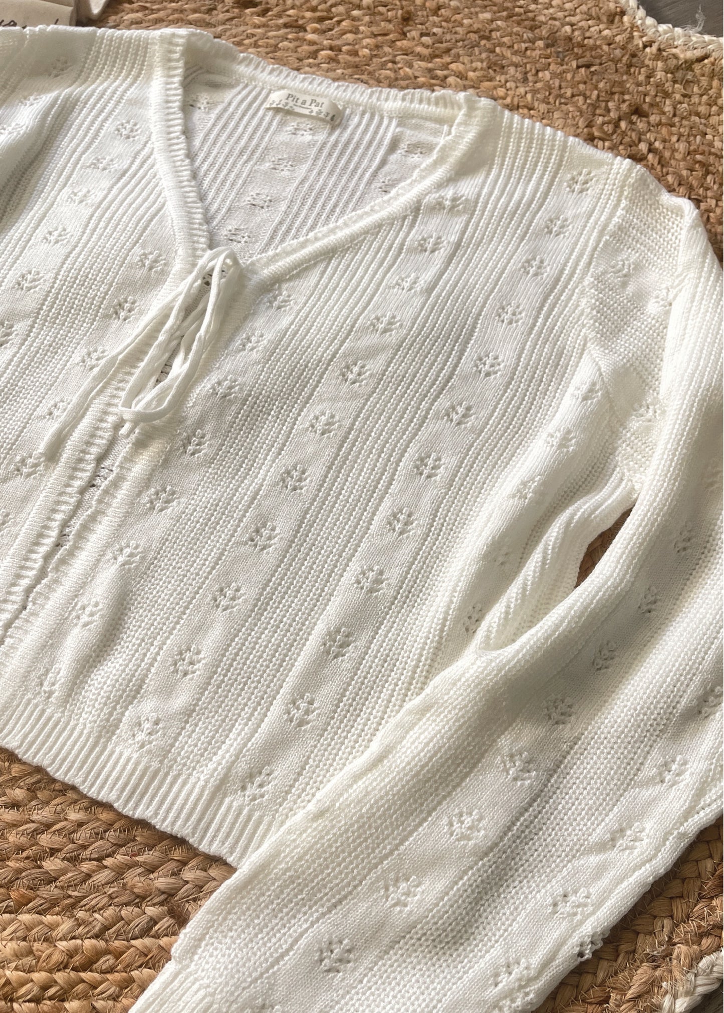 Pit a Pat Women’s Cream Scallop-Trim Knit Cardigan