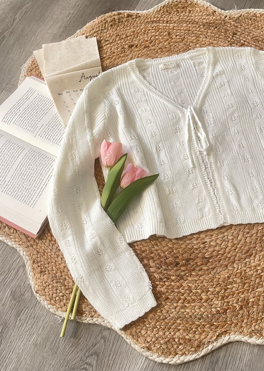 Pit a Pat Women’s Cream Scallop-Trim Knit Cardigan