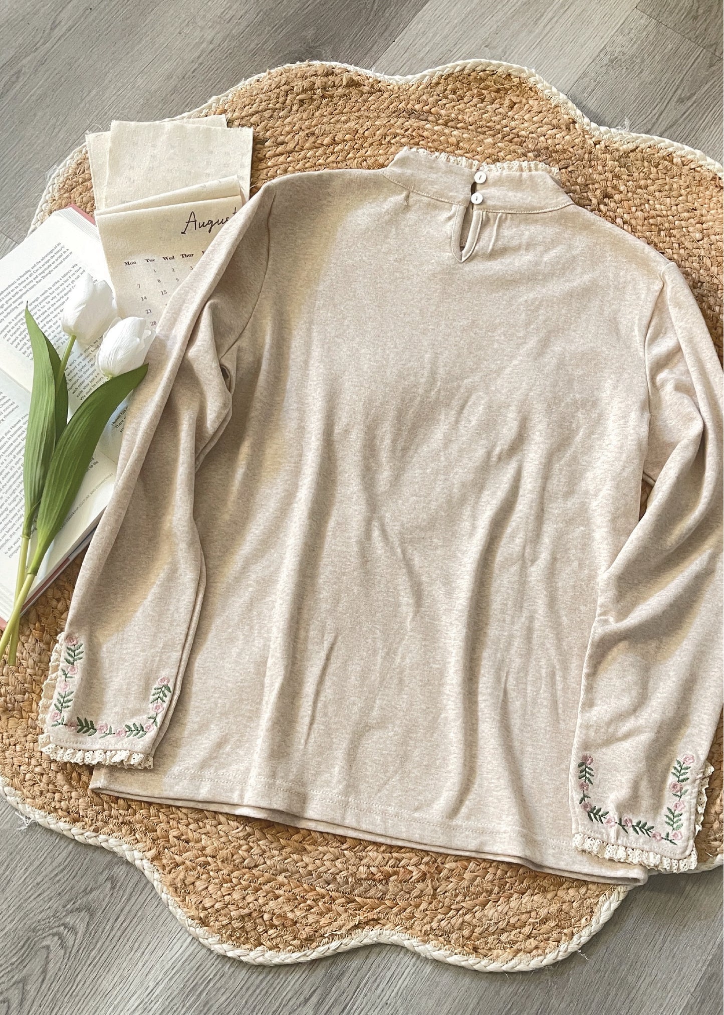 Pit a Pat Women’s Floral Embroidered Mock Neck Top