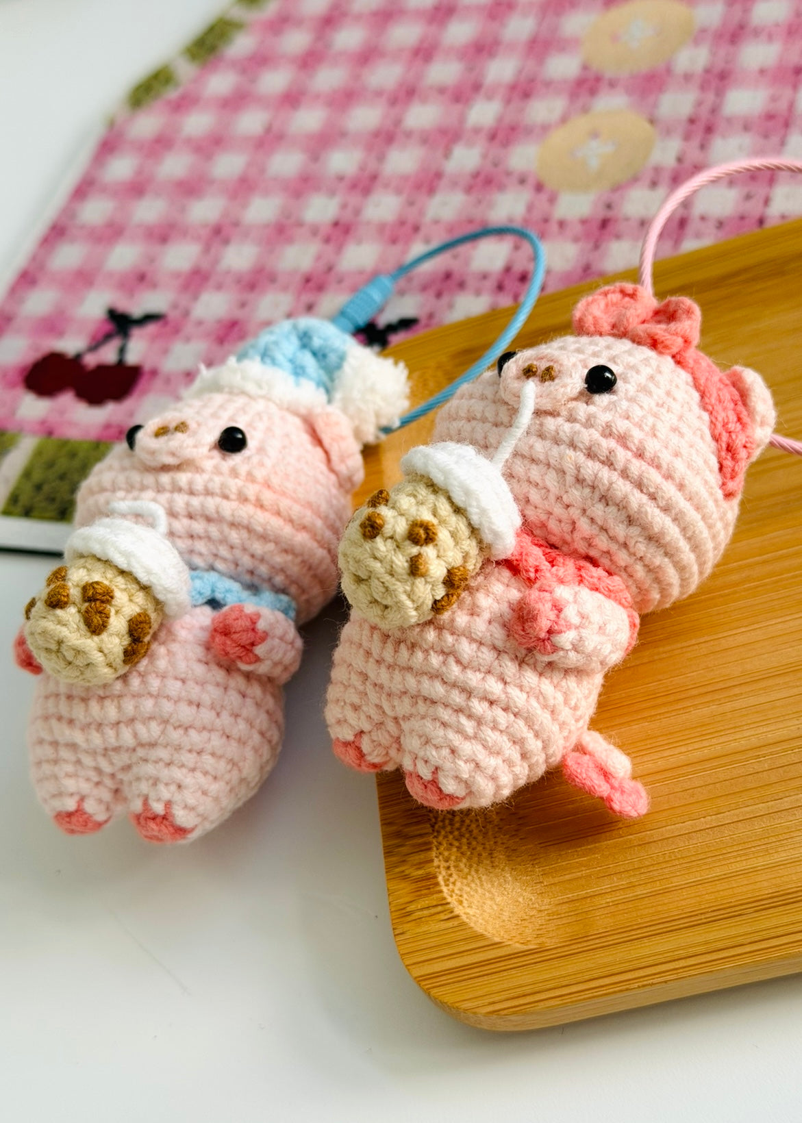 Handmade Crochet Boba Piggy Keychain – Cute Mini Plush Key Ring Gift