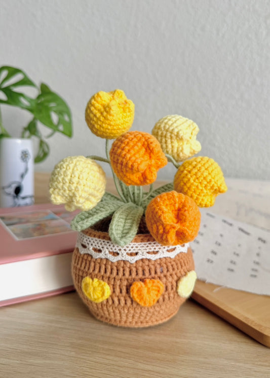 Handmade Crochet Tulip Plant – Everlasting Flower Decoration for Home & Office