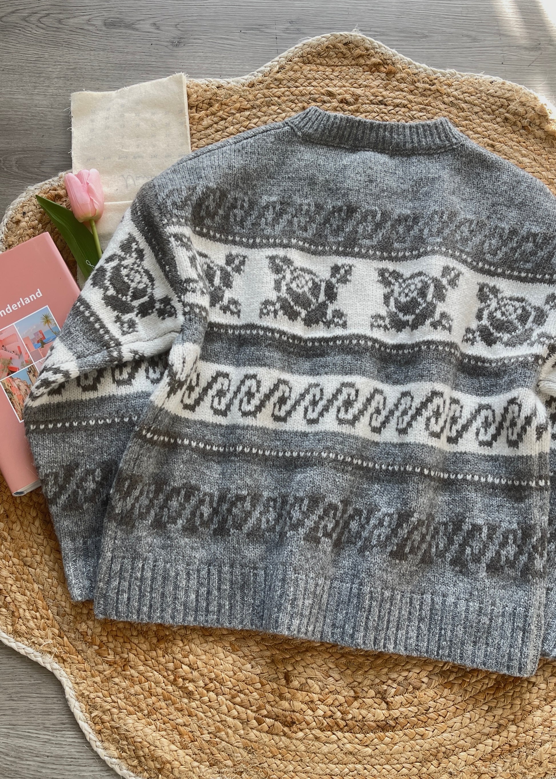 Gray and white patterned sweater 