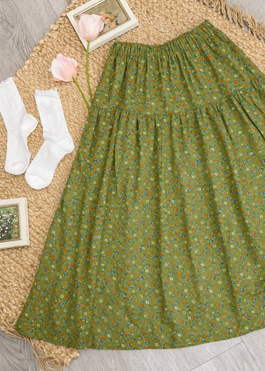 Green Floral Cottagecore Maxi Skirt | Elastic Waist Tiered Vintage Skirt