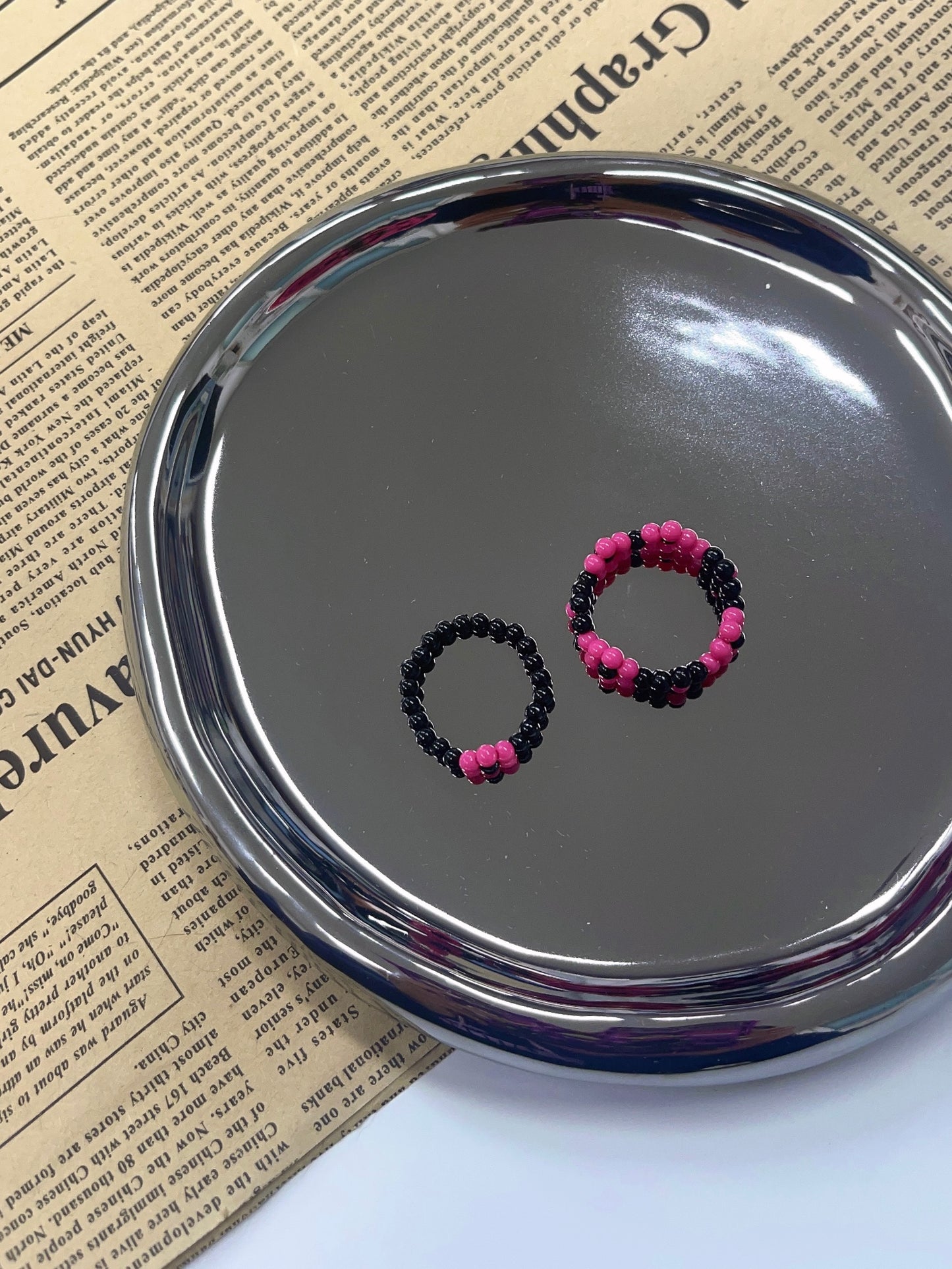 Black Pink Ring