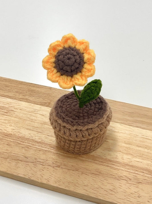 Crochet Sunflower Plant