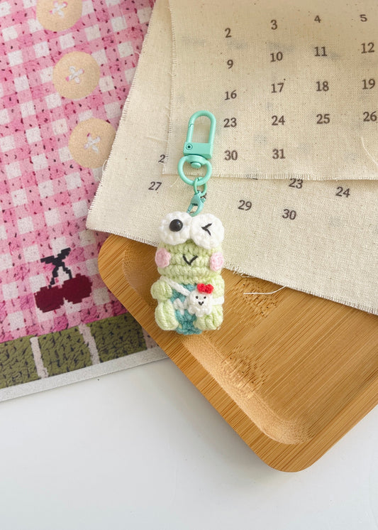 Pit a Pat Crochet Mini Kerokerokeroppi Gummy Keychain