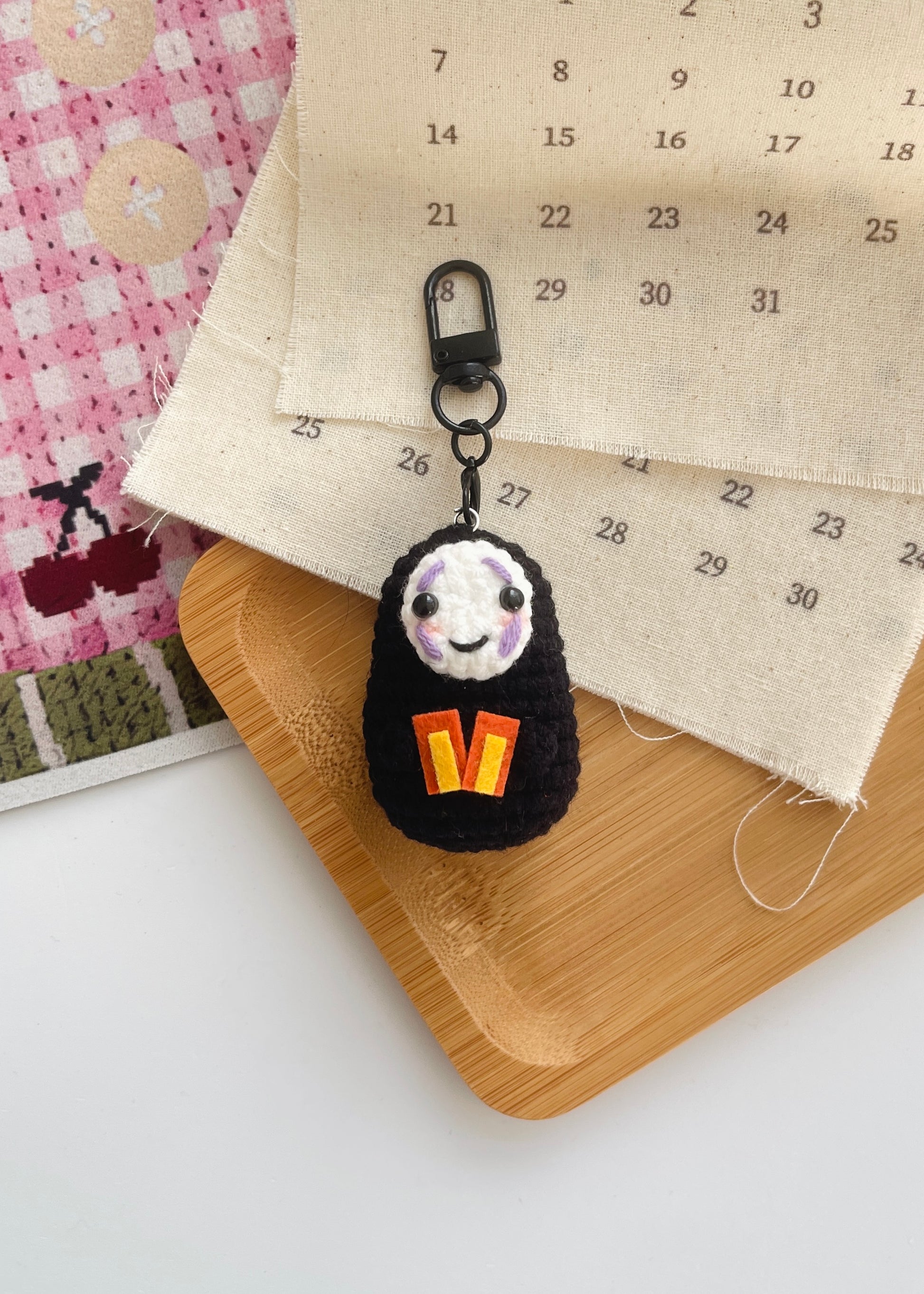 Pit a Pat Crochet Mini No Face Gummy Keychain