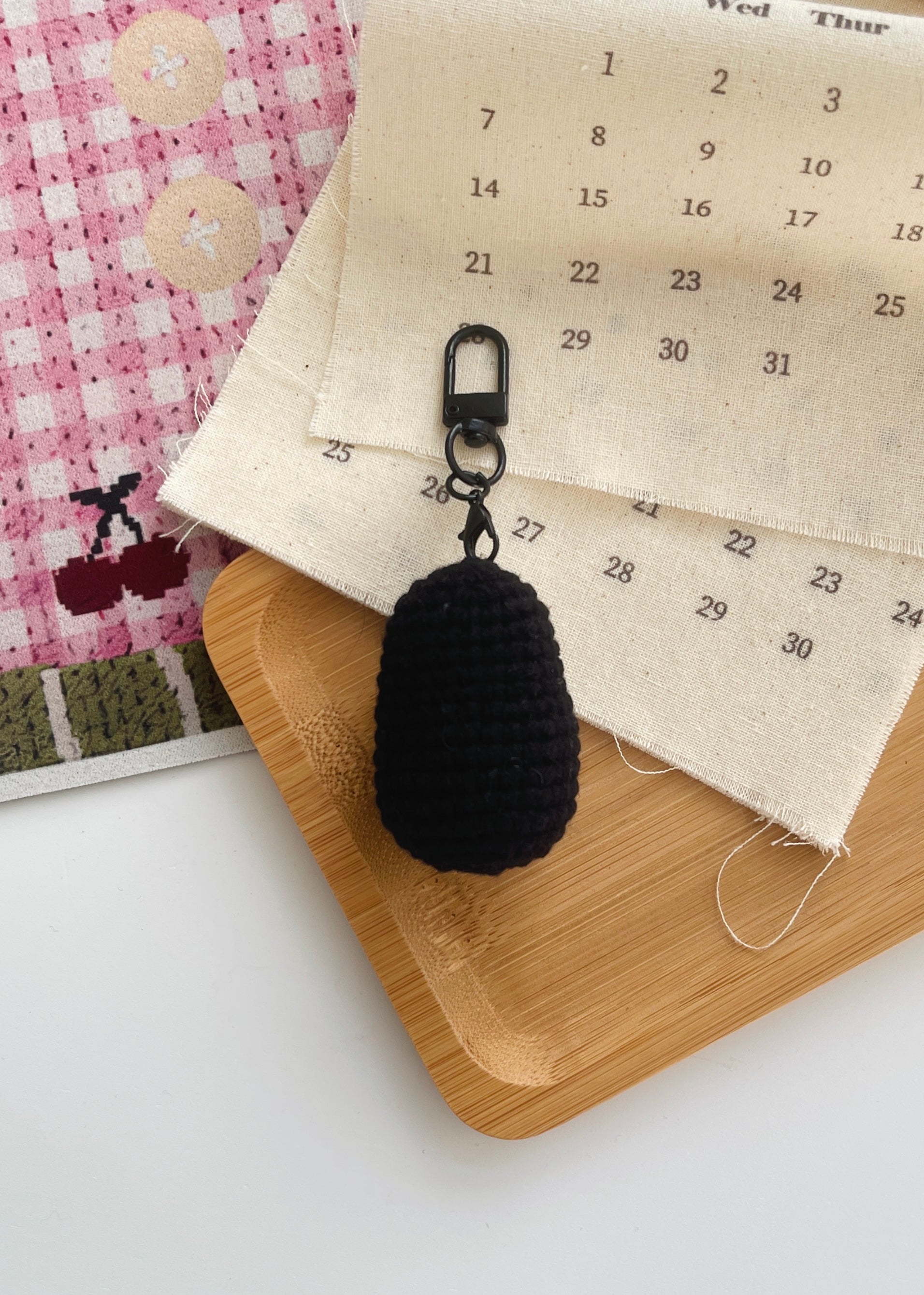 Pit a Pat Crochet Mini No Face Gummy Keychain