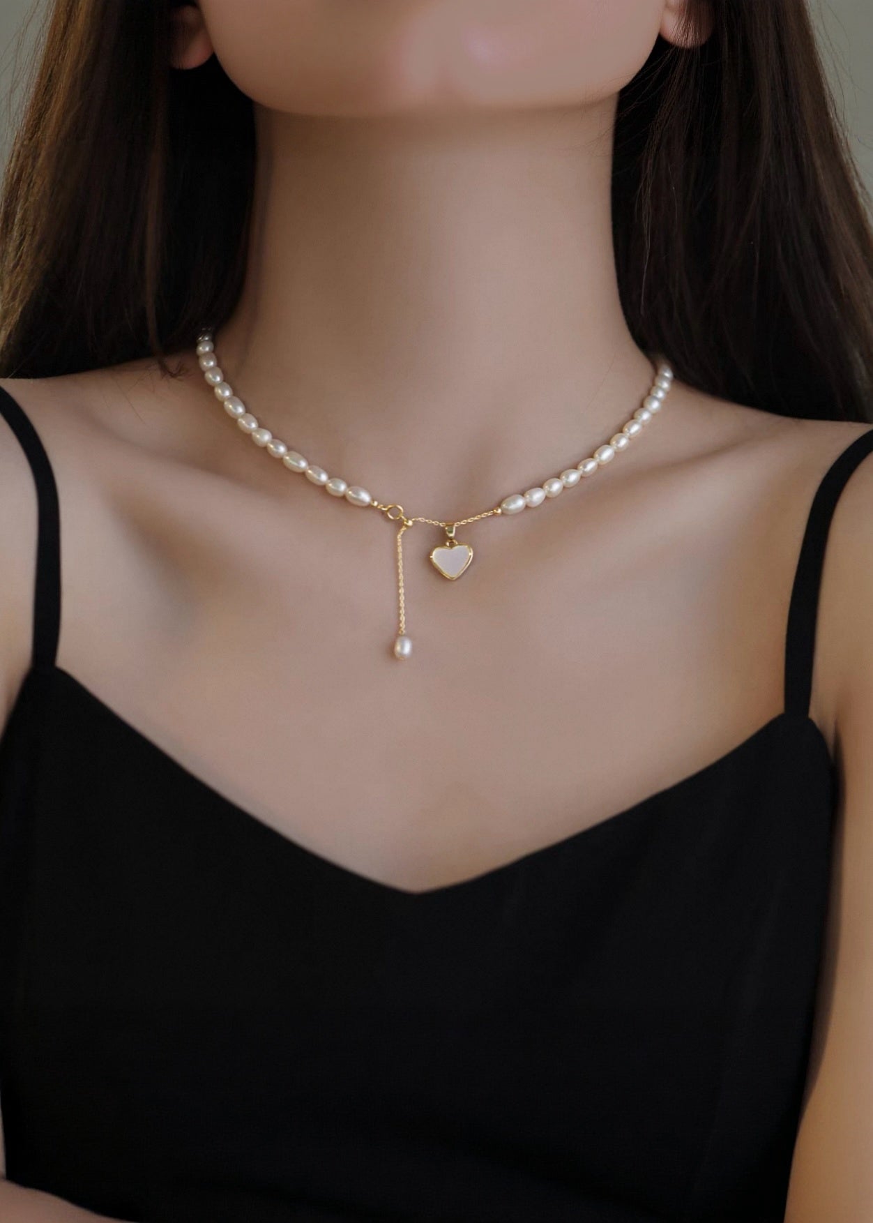 Pearl Heart Necklace – Elegant Heart Pendant with Single Drop Pearl