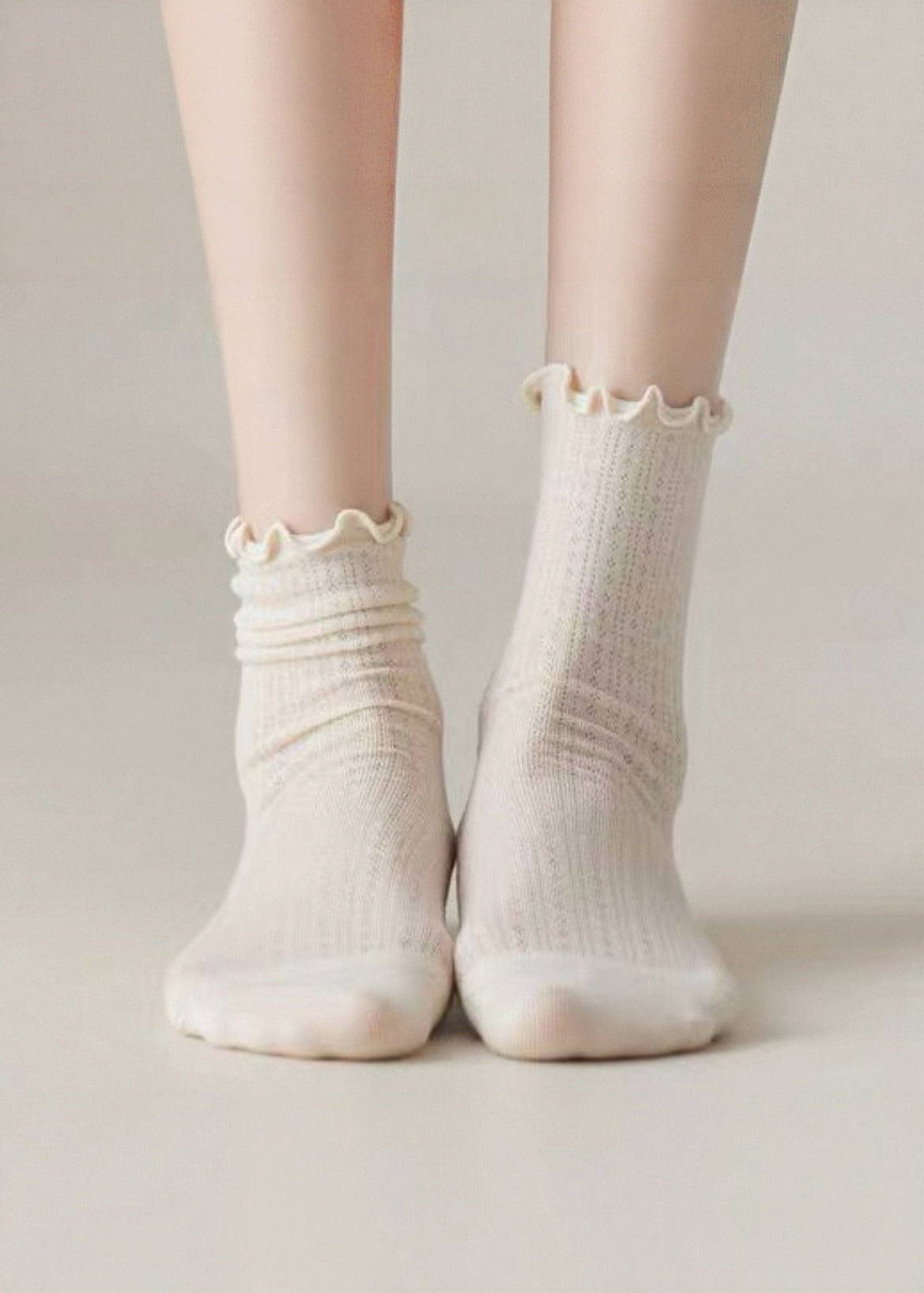 Pit a Pat Cottage Ruffle Rib Half Calf Socks