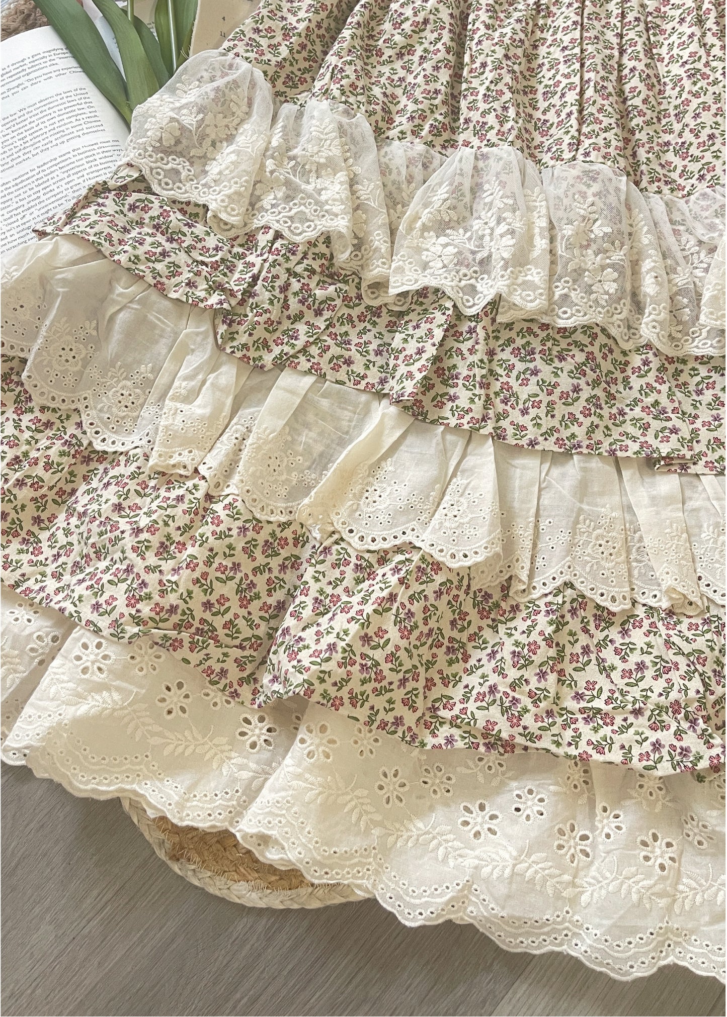 Pit a Pat Women’s Floral Lace Maxi Skirt