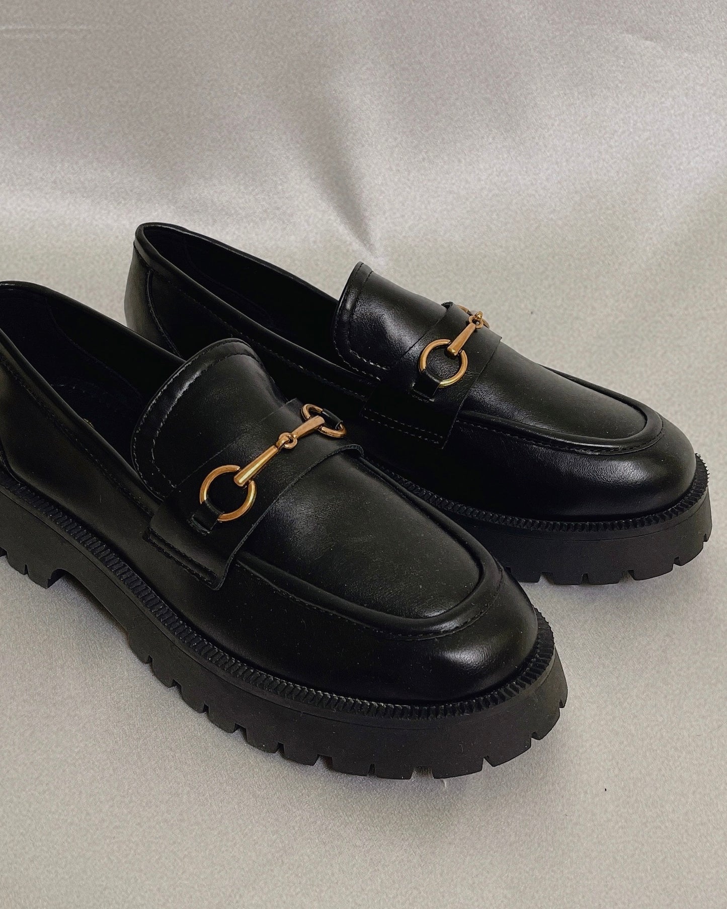 Vintage Black Chain Loafer