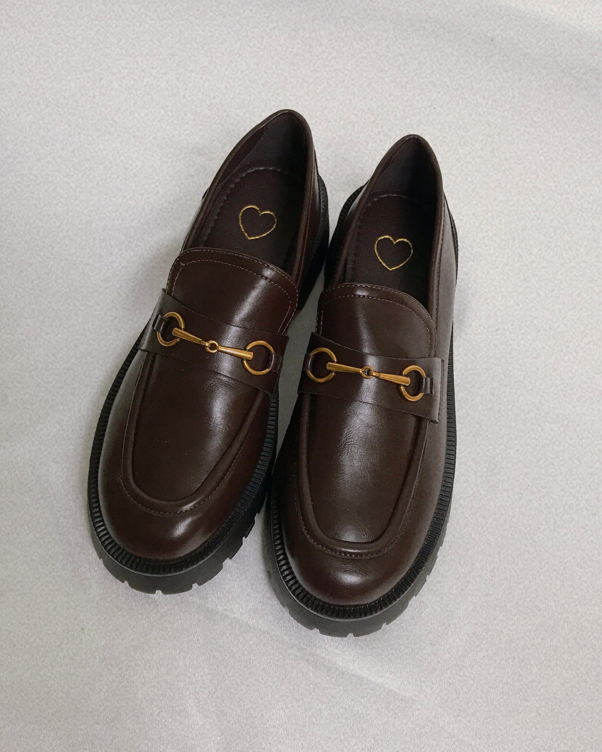 Pit a Pat Vintage Brown Chain Loafer