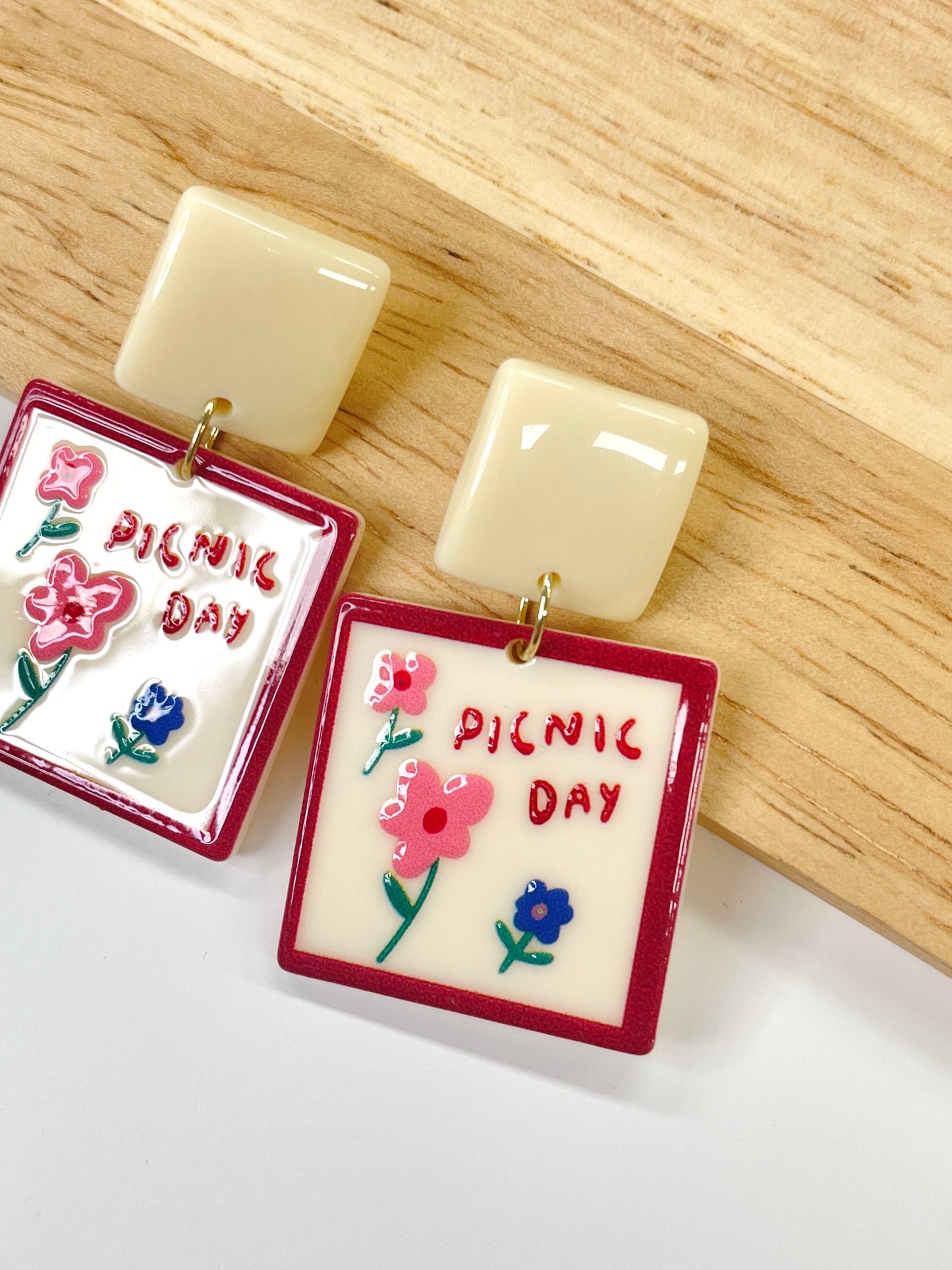 Retro Picnic Day Dangle Earrings